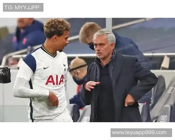 阿贾克斯冬窗目标哈特曼与伯恩利首次接触已展开谈判