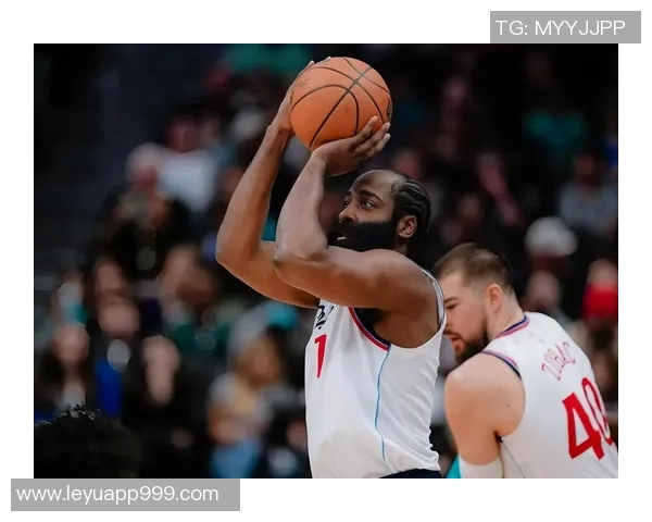 小卡明日评估投篮训练状态后将决定是否出战活塞比赛